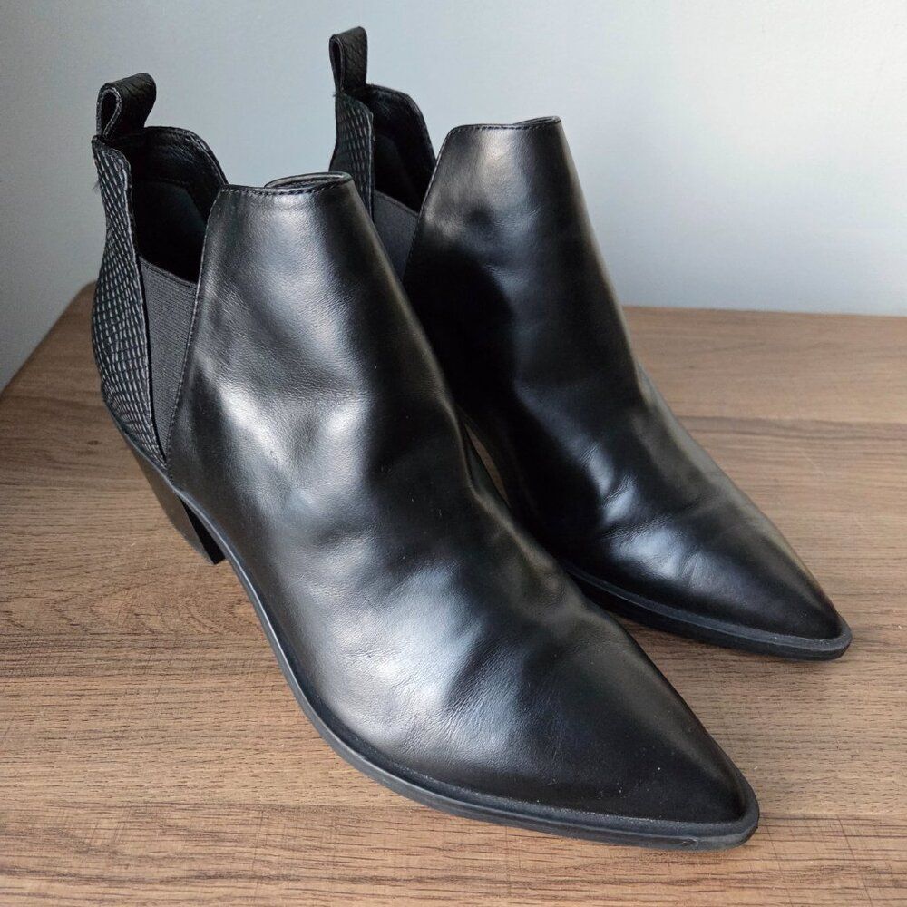 EUC DOLCE VITA BLACK LEATHER POINTY BOOTIES SIZE 10 WOMENS